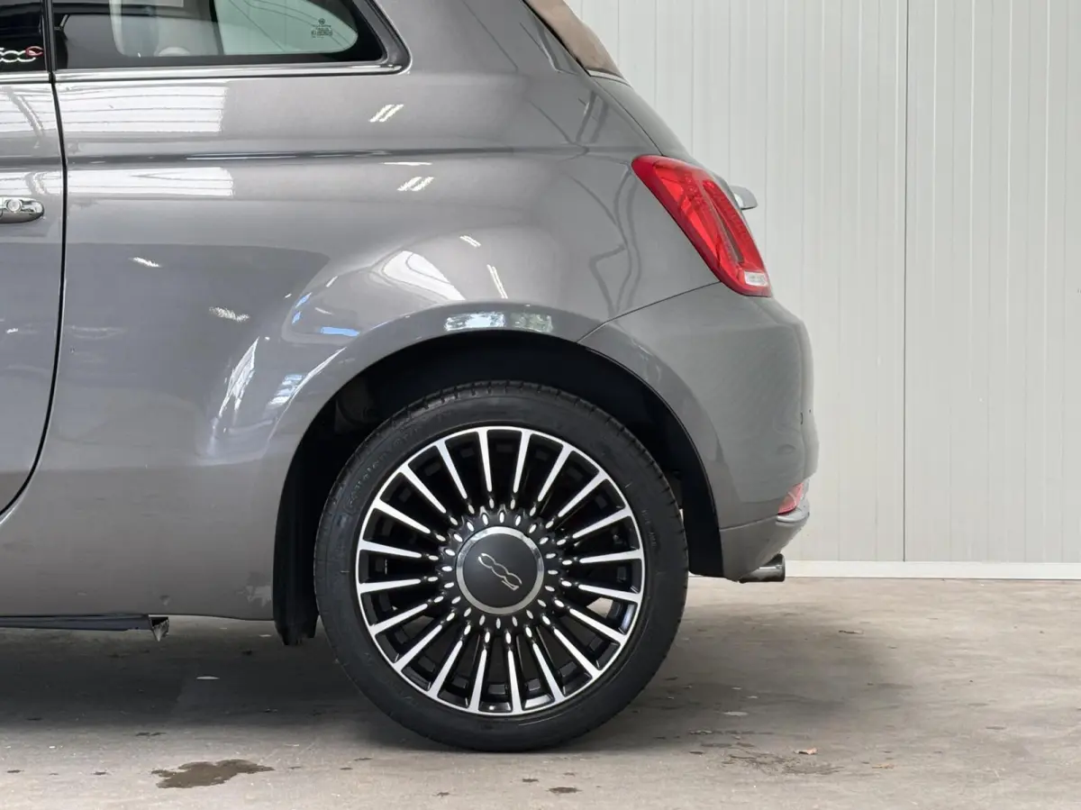 abrio TwinAir Turbo Lounge / NL Auto / Nieuw staat! / Navigatie / Groot scherm / Facelift / Rijklaar!