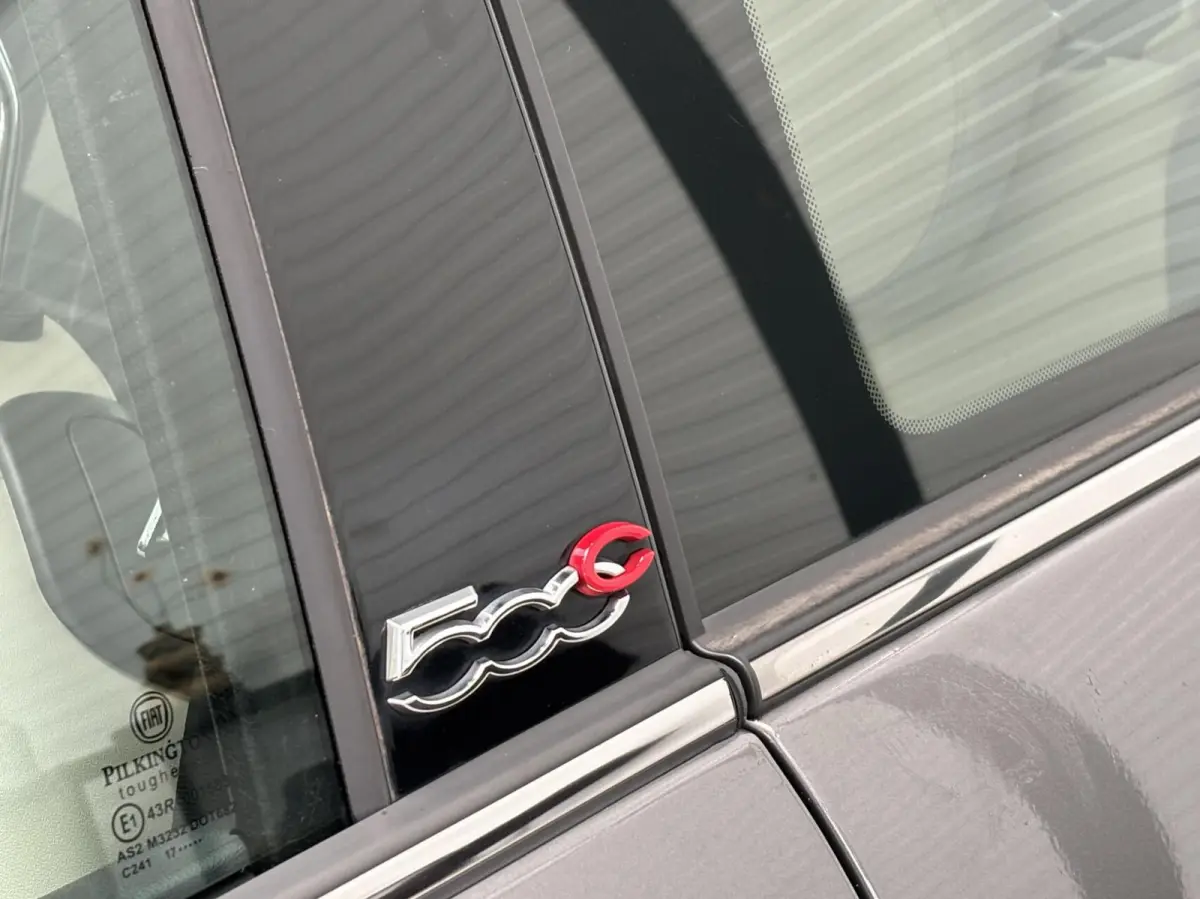 abrio TwinAir Turbo Lounge / NL Auto / Nieuw staat! / Navigatie / Groot scherm / Facelift / Rijklaar!
