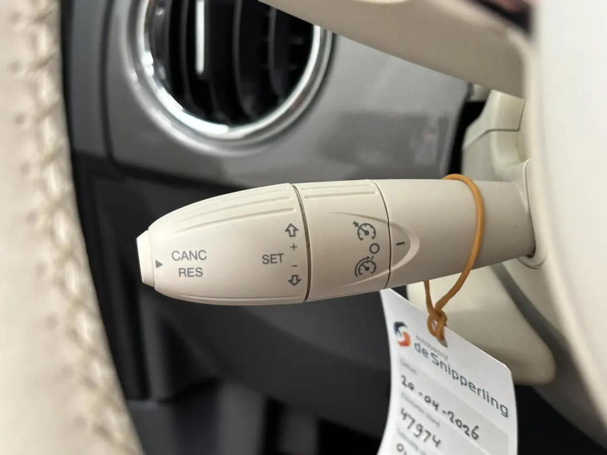 abrio TwinAir Turbo Lounge / NL Auto / Nieuw staat! / Navigatie / Groot scherm / Facelift / Rijklaar!