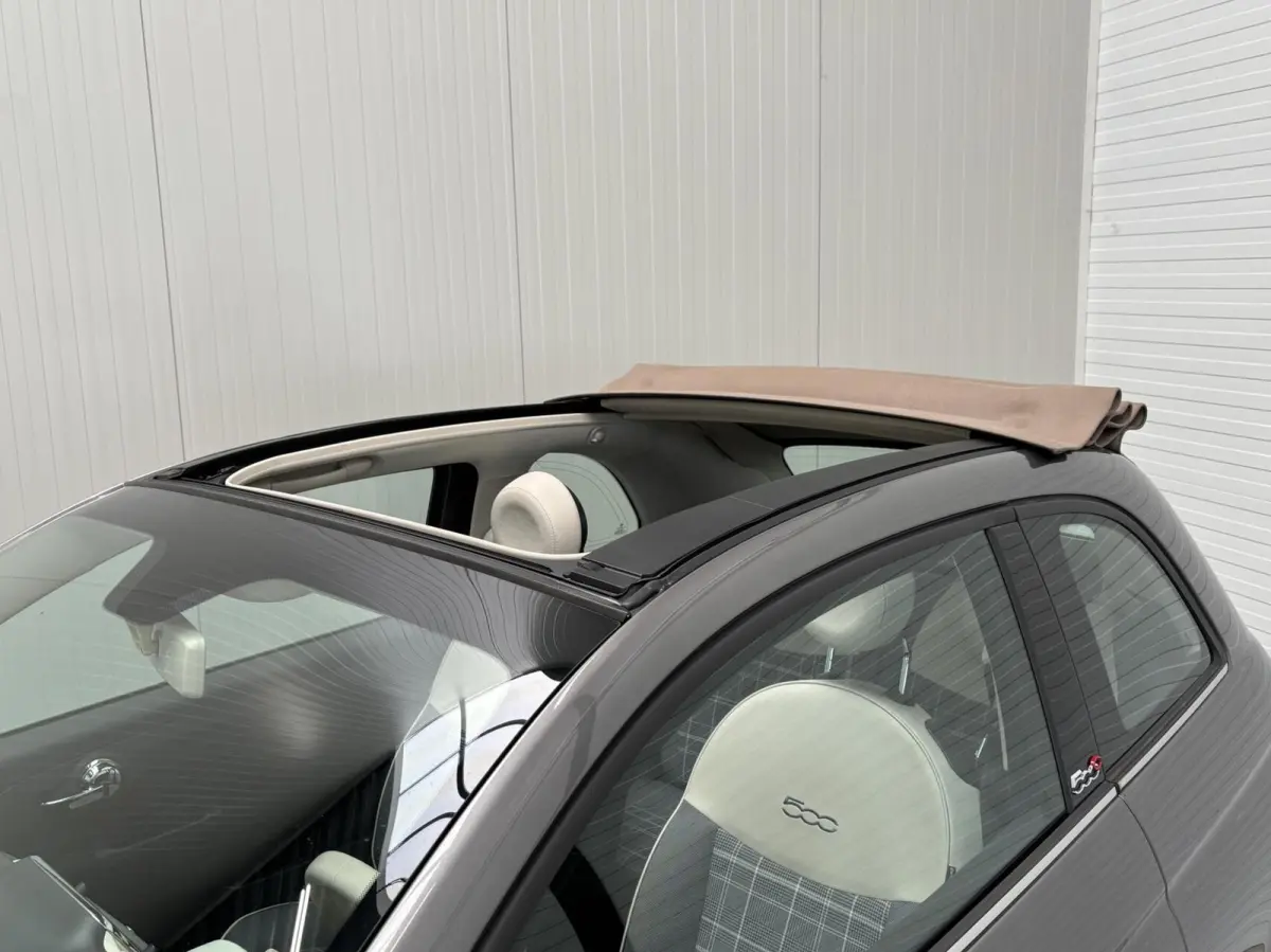 abrio TwinAir Turbo Lounge / NL Auto / Nieuw staat! / Navigatie / Groot scherm / Facelift / Rijklaar!