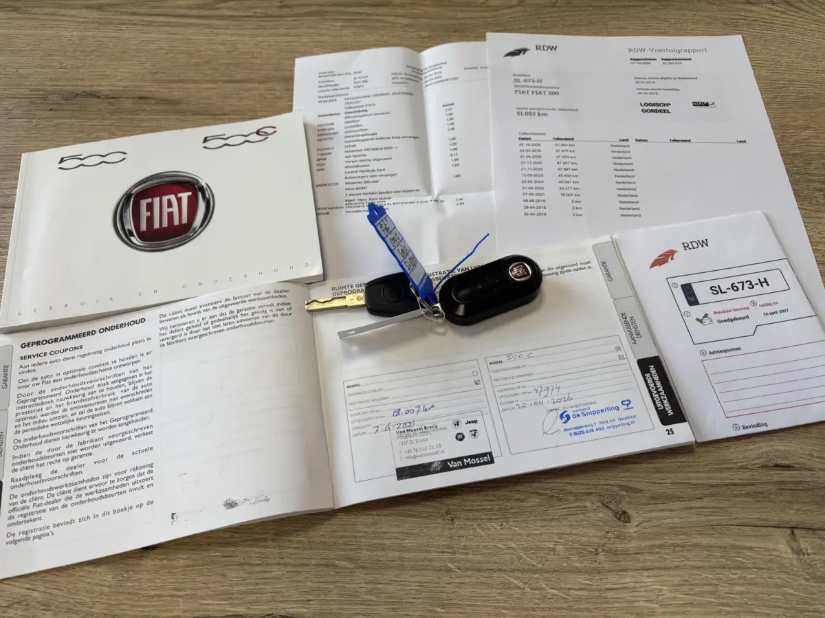 abrio TwinAir Turbo Lounge / NL Auto / Nieuw staat! / Navigatie / Groot scherm / Facelift / Rijklaar!