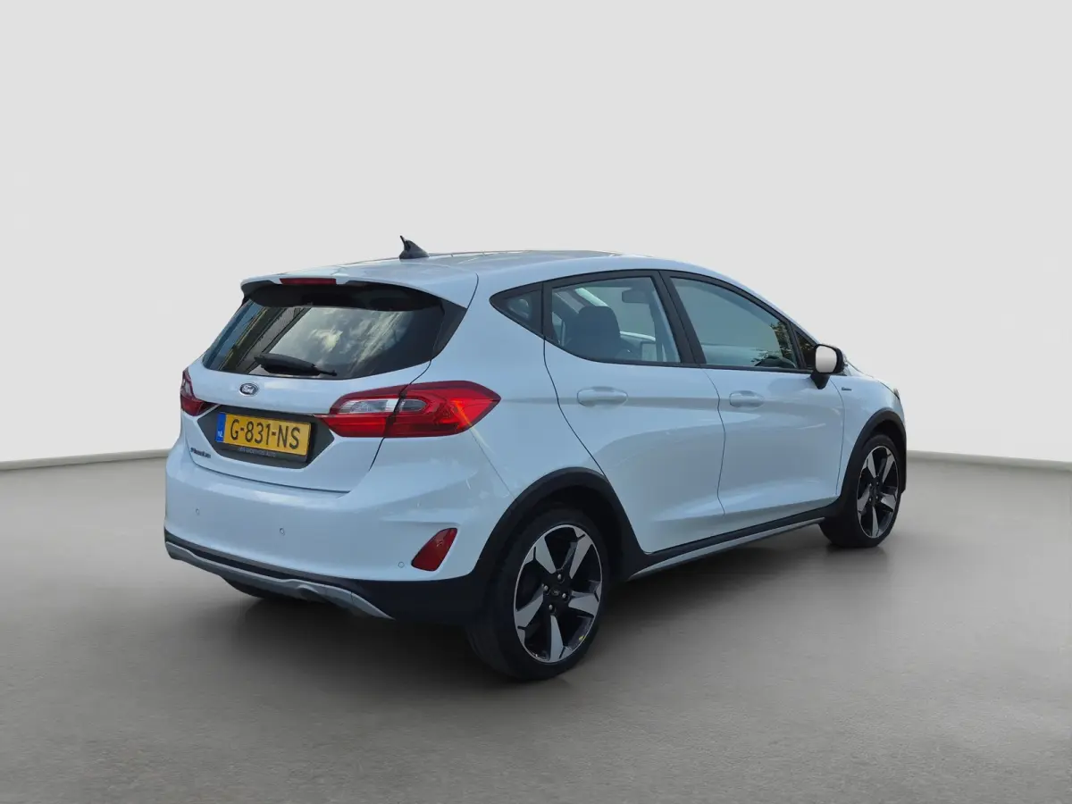 1.0 EcoBoost Active Voorruit verwarming | B&O Geluid | Parkeersensoren | LED | Climate control Full map navigatie | Carplay/android auto |