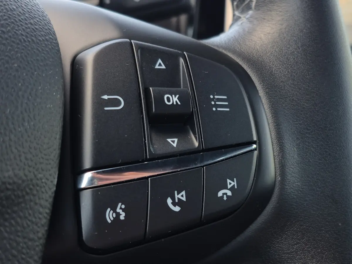 1.0 EcoBoost Active Voorruit verwarming | B&O Geluid | Parkeersensoren | LED | Climate control Full map navigatie | Carplay/android auto |