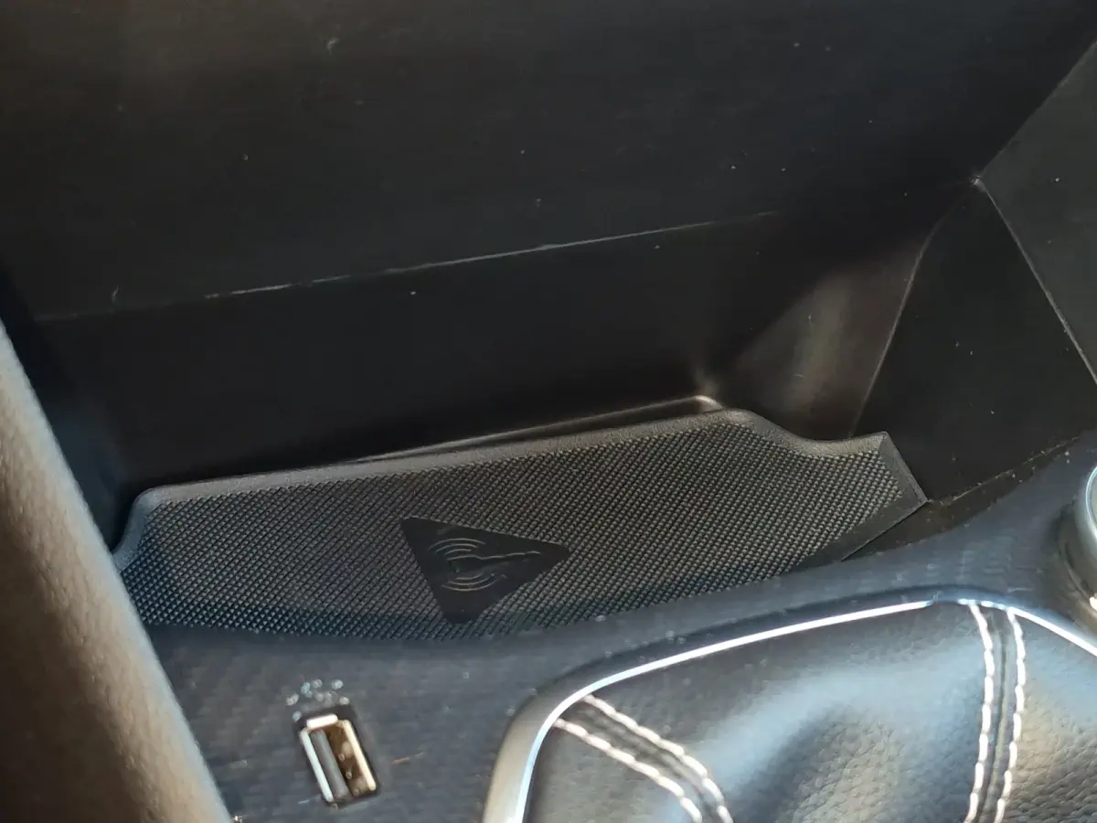 1.0 EcoBoost Active Voorruit verwarming | B&O Geluid | Parkeersensoren | LED | Climate control Full map navigatie | Carplay/android auto |