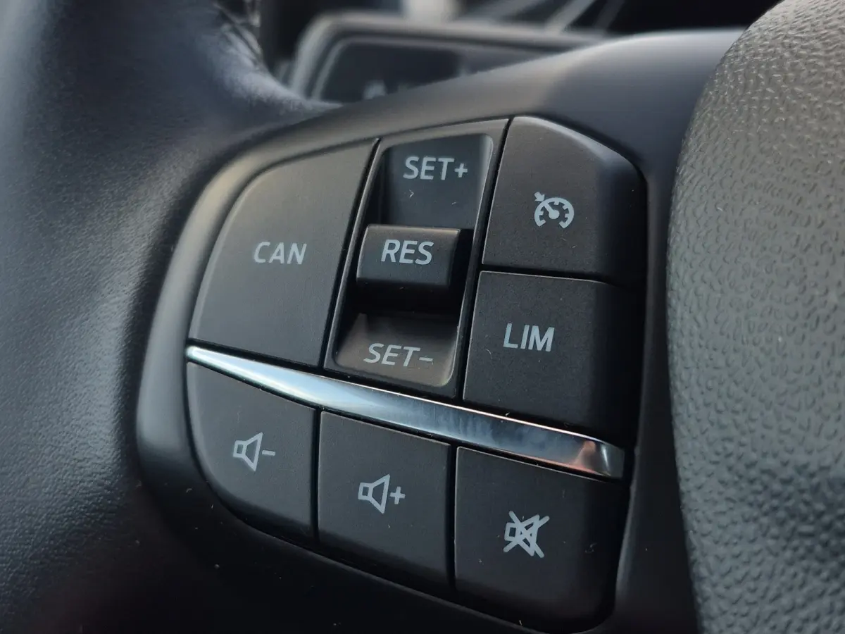 1.0 EcoBoost Active Voorruit verwarming | B&O Geluid | Parkeersensoren | LED | Climate control Full map navigatie | Carplay/android auto |