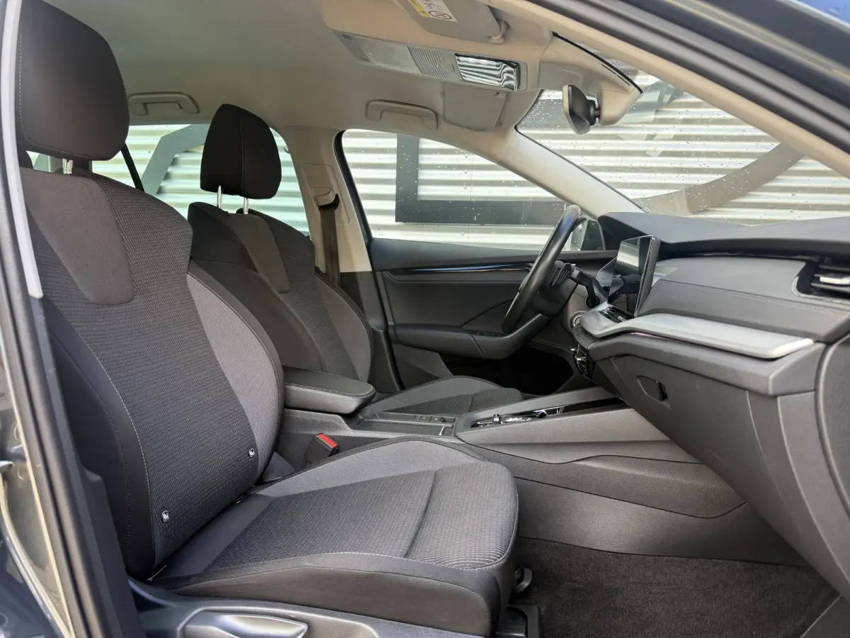 1.0 e-TSI Business Edition 1e Eigenaar|Navi|Virtual Cockpit|Carplay|Clima|Cruise|PDC|Dealer Onderhouden|N.A.P|APK tot 05-2027