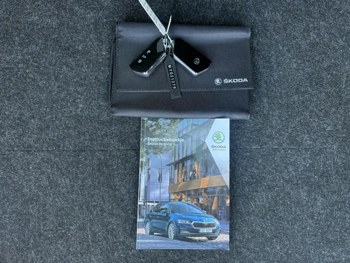 1.0 e-TSI Business Edition 1e Eigenaar|Navi|Virtual Cockpit|Carplay|Clima|Cruise|PDC|Dealer Onderhouden|N.A.P|APK tot 05-2027