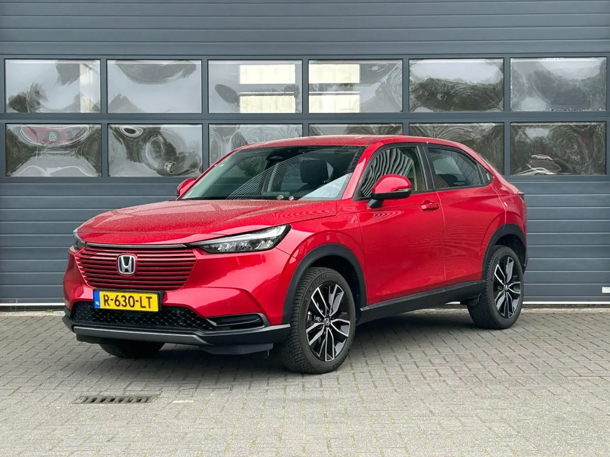 1.5 e:HEV ELEGANCE I AUTOMAAT I P-CAMERA I STOELVERWARMING I APPLE CARPLAY