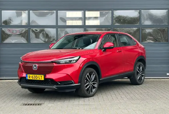1.5 e:HEV ELEGANCE I AUTOMAAT I P-CAMERA I STOELVERWARMING I APPLE CARPLAY