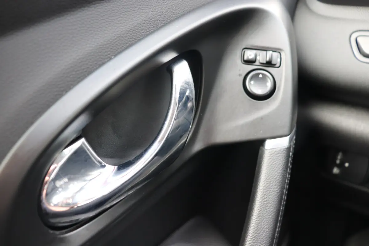 1.2 TCe Intens Automaat. Navigatie, trekhaak