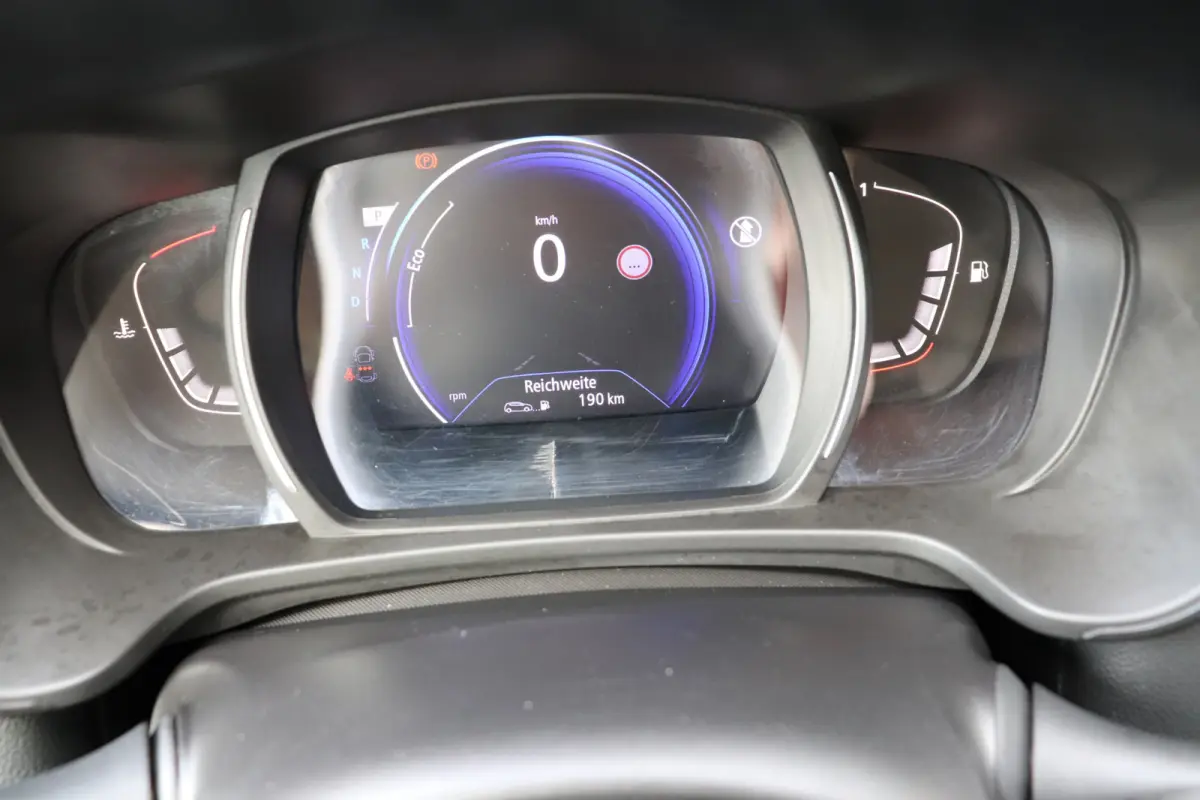 1.2 TCe Intens Automaat. Navigatie, trekhaak