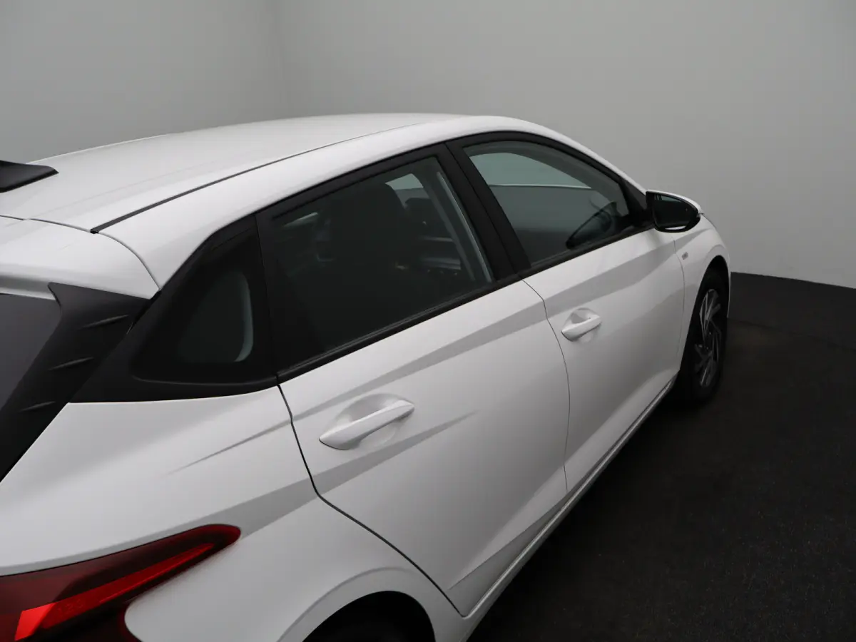 1.0 T-GDI 100pk Comfort | Airco | Camera | Carplay | Cruise control | Dodehoek detectie | Navigatie | Parkeersensoren | Digitaal cockpit | Lichtmetalen velgen