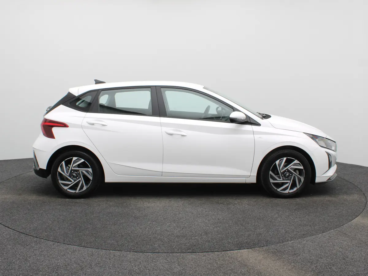 1.0 T-GDI 100pk Comfort | Airco | Camera | Carplay | Cruise control | Dodehoek detectie | Navigatie | Parkeersensoren | Digitaal cockpit | Lichtmetalen velgen