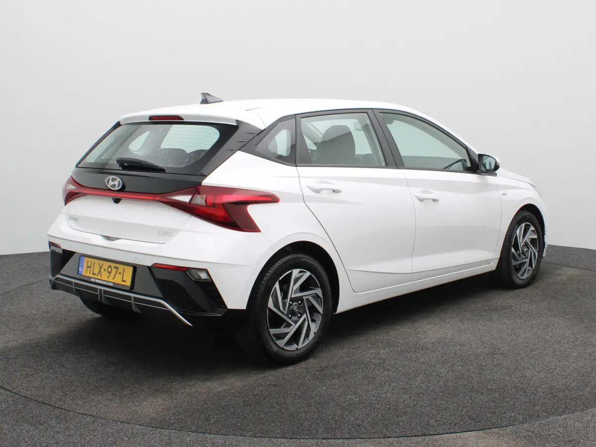 1.0 T-GDI 100pk Comfort | Airco | Camera | Carplay | Cruise control | Dodehoek detectie | Navigatie | Parkeersensoren | Digitaal cockpit | Lichtmetalen velgen