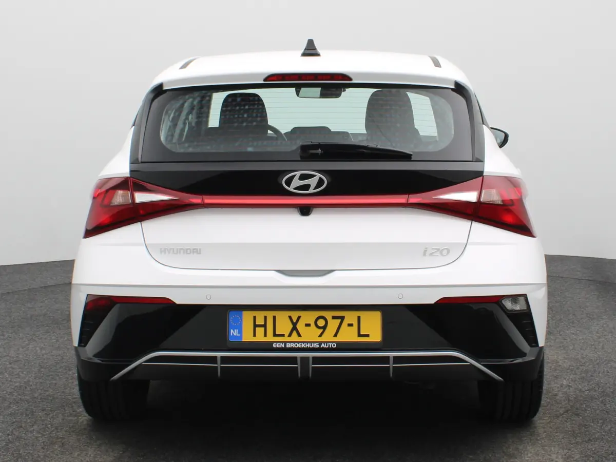 1.0 T-GDI 100pk Comfort | Airco | Camera | Carplay | Cruise control | Dodehoek detectie | Navigatie | Parkeersensoren | Digitaal cockpit | Lichtmetalen velgen