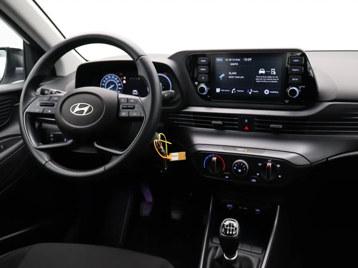 1.0 T-GDI 100pk Comfort | Airco | Camera | Carplay | Cruise control | Dodehoek detectie | Navigatie | Parkeersensoren | Digitaal cockpit | Lichtmetalen velgen