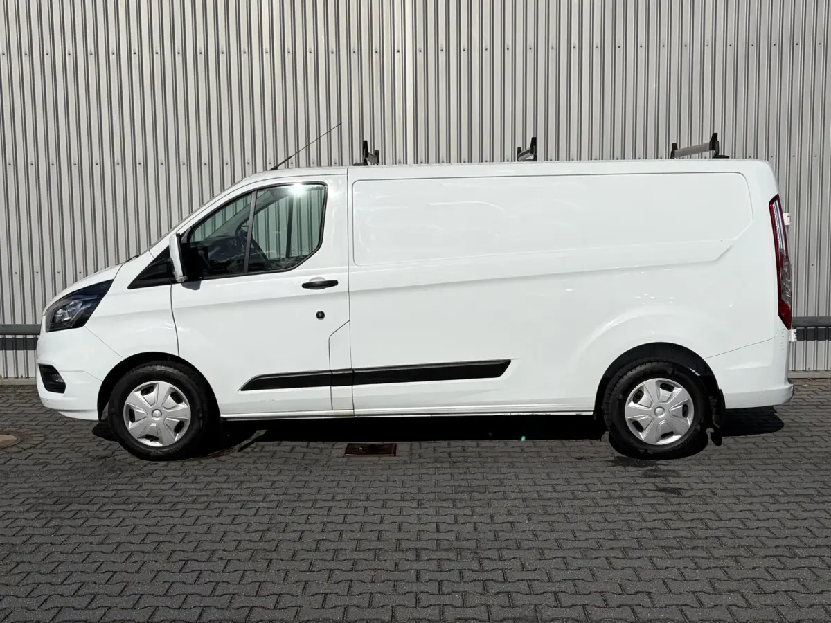 320 2.0 TDCI L2H1*NAVI*CAM*CRUISE*A/C*TEL*3PERS*