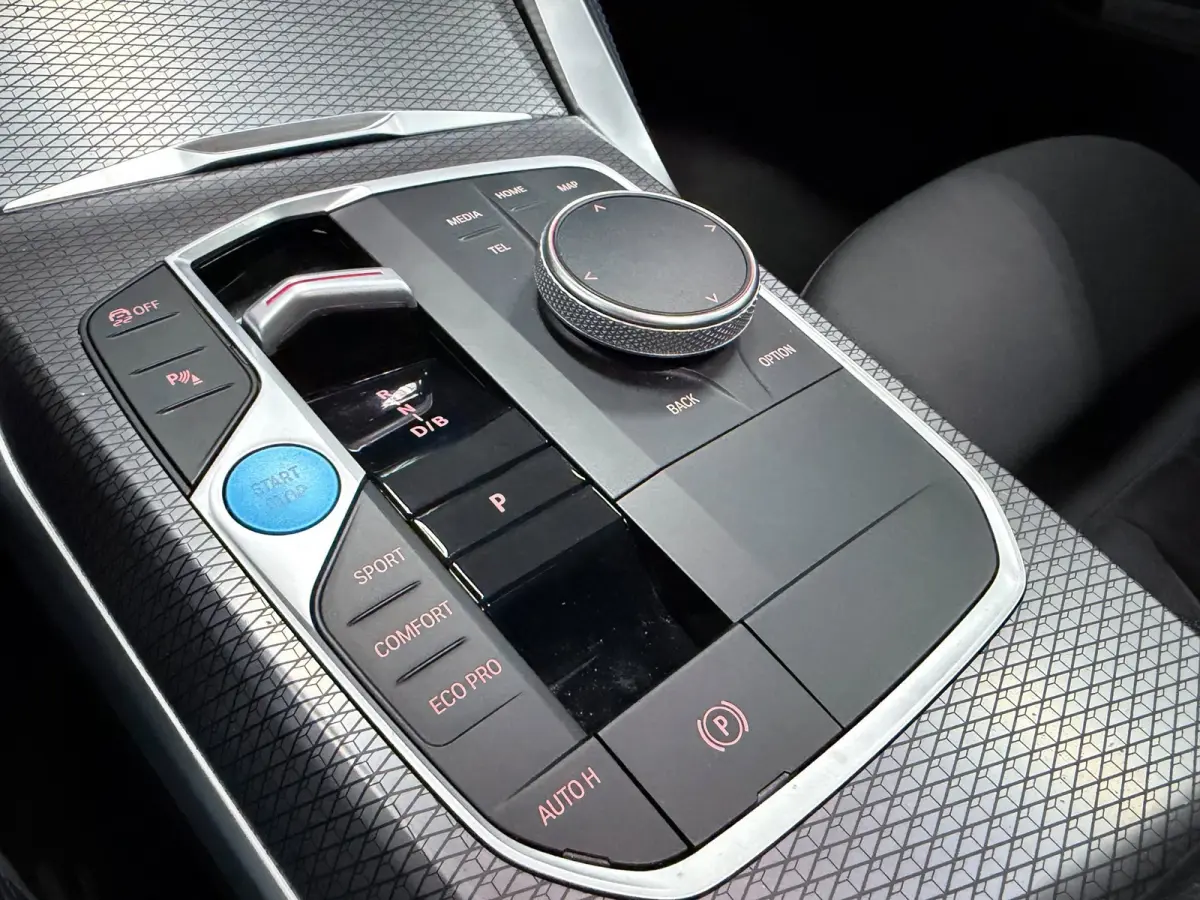 GRAN COUPE EDrive40 84 kWh M-SPORT NW-PRIJS 90DEURO!! FULL-OPTION!!!