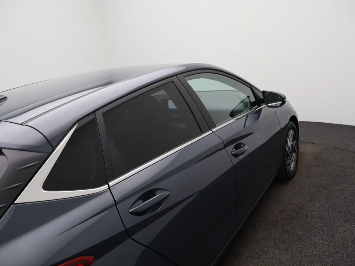 1.0 T-GDI 100pk Premium | Camera | Carplay | Premium audio | Cruise controle | Navigatie | 17'' velgen | Dodehoek detectie | Parkeersensoren