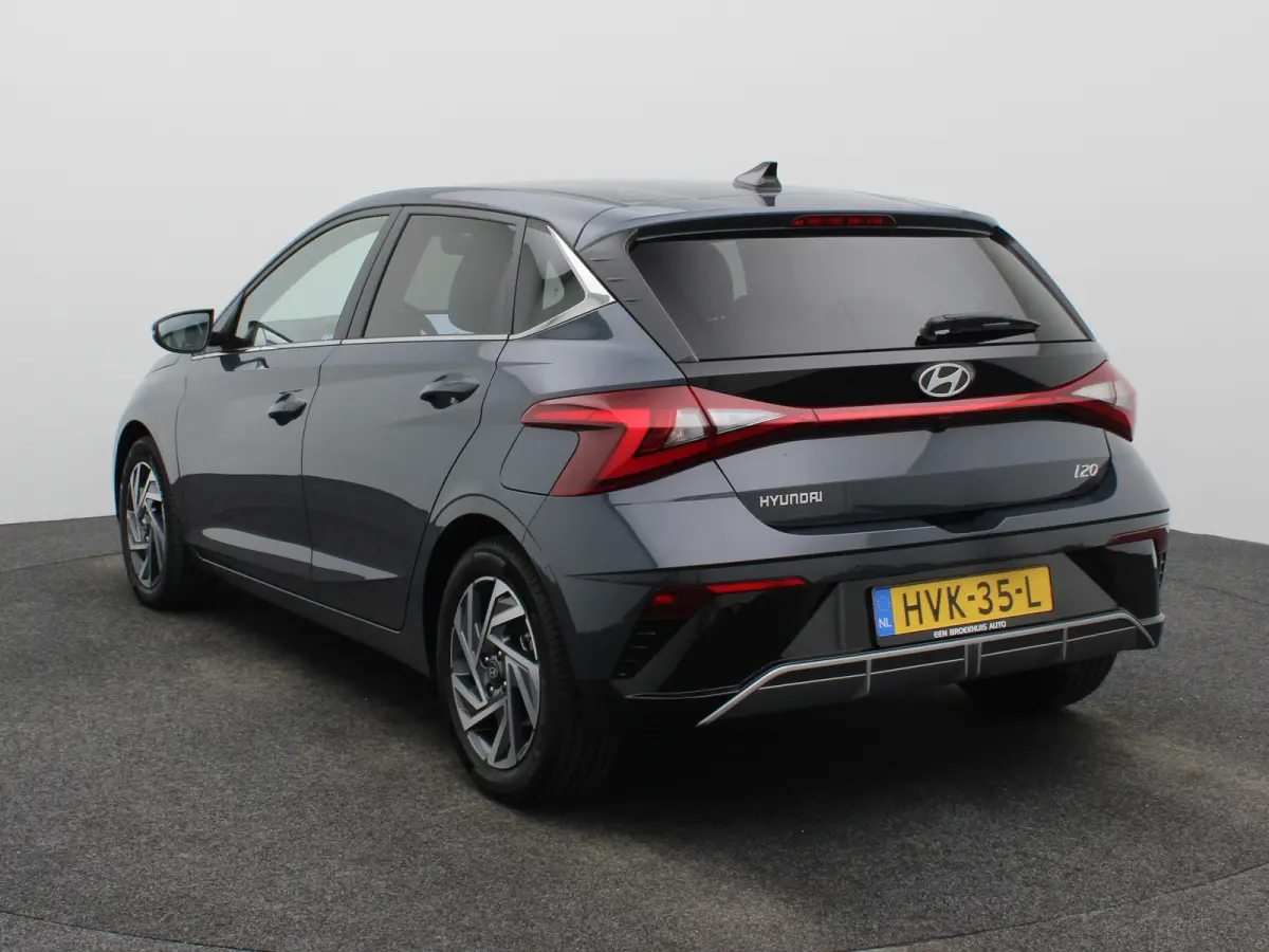 1.0 T-GDI 100pk Premium | Camera | Carplay | Premium audio | Cruise controle | Navigatie | 17'' velgen | Dodehoek detectie | Parkeersensoren