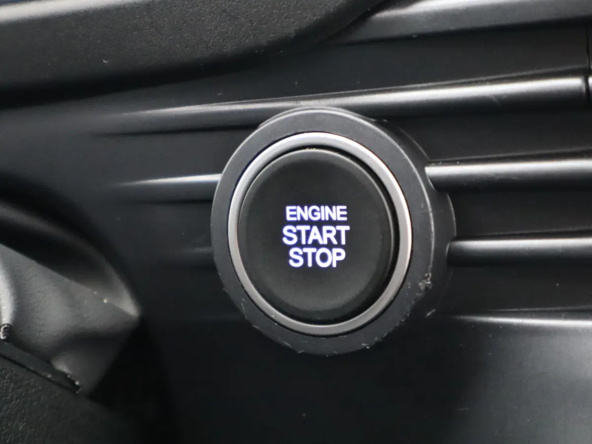 1.0 T-GDI 100pk Premium | Camera | Carplay | Premium audio | Cruise controle | Navigatie | 17'' velgen | Dodehoek detectie | Parkeersensoren