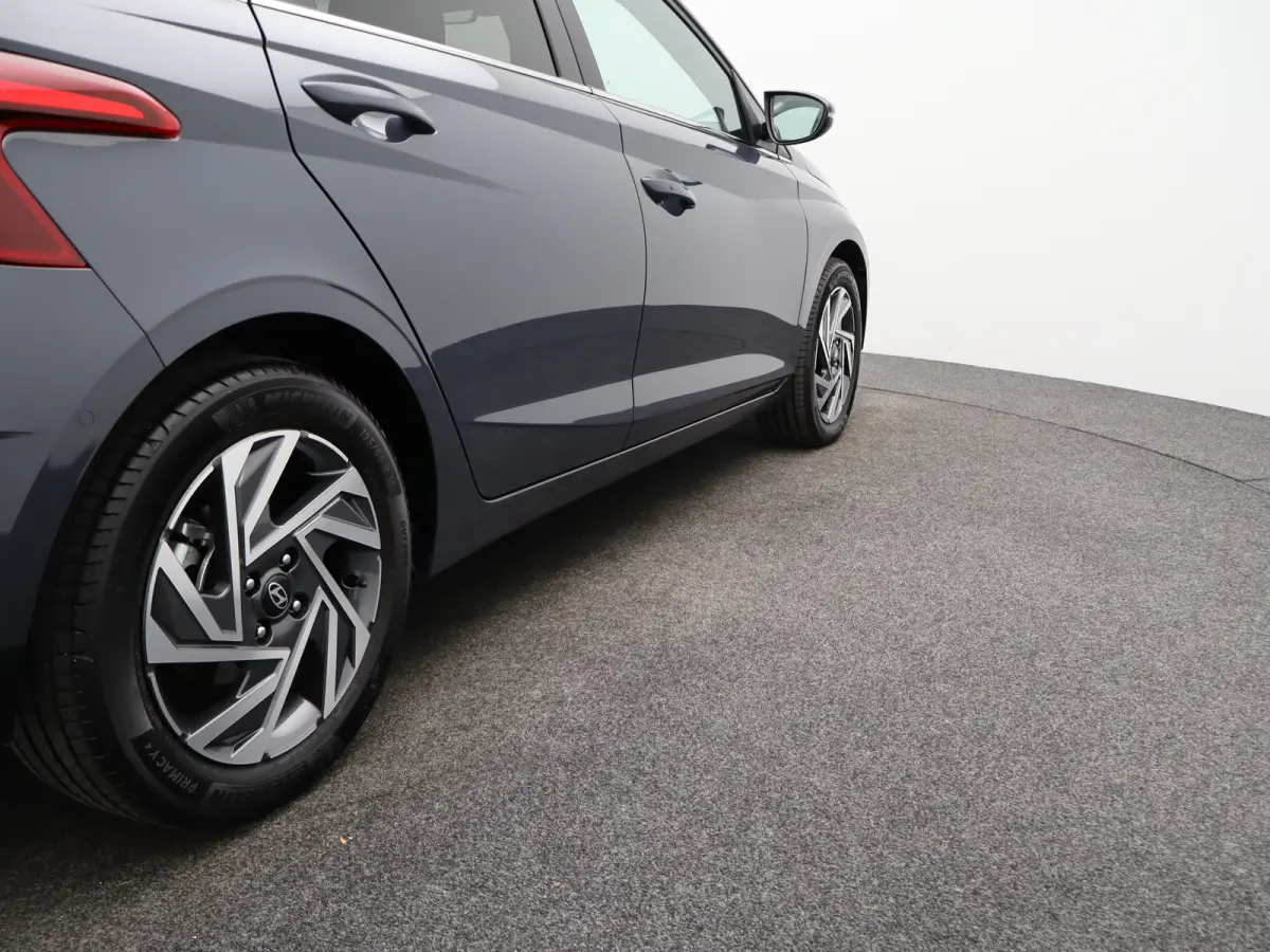 1.0 T-GDI 100pk Premium | Camera | Carplay | Premium audio | Cruise controle | Navigatie | 17'' velgen | Dodehoek detectie | Parkeersensoren