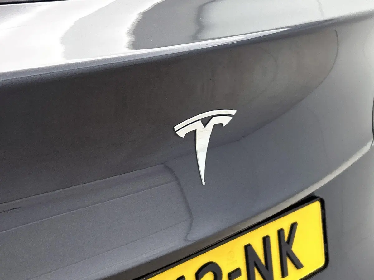 RWD 58 kWh | WORDT VERWACHT | ACHTERUITRIJCAMERA | PANORAMADAK | STOELVERWARMING | KEYLESS | NAVIGATIE | CLIMATE CONTROL | ELEKTRISCH BEDIENBARE VOORSTOEL MET GEHEUGEN |