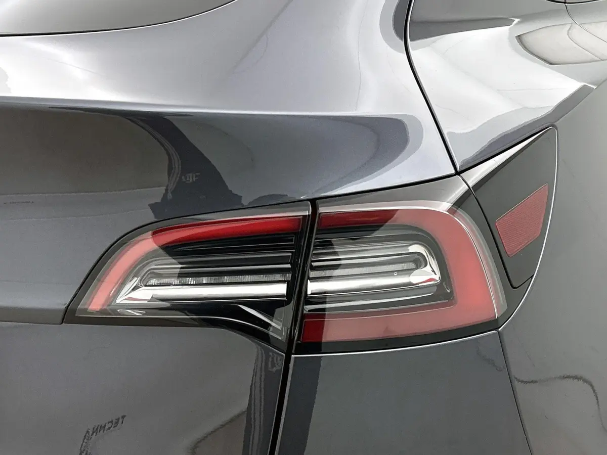 RWD 58 kWh | WORDT VERWACHT | ACHTERUITRIJCAMERA | PANORAMADAK | STOELVERWARMING | KEYLESS | NAVIGATIE | CLIMATE CONTROL | ELEKTRISCH BEDIENBARE VOORSTOEL MET GEHEUGEN |