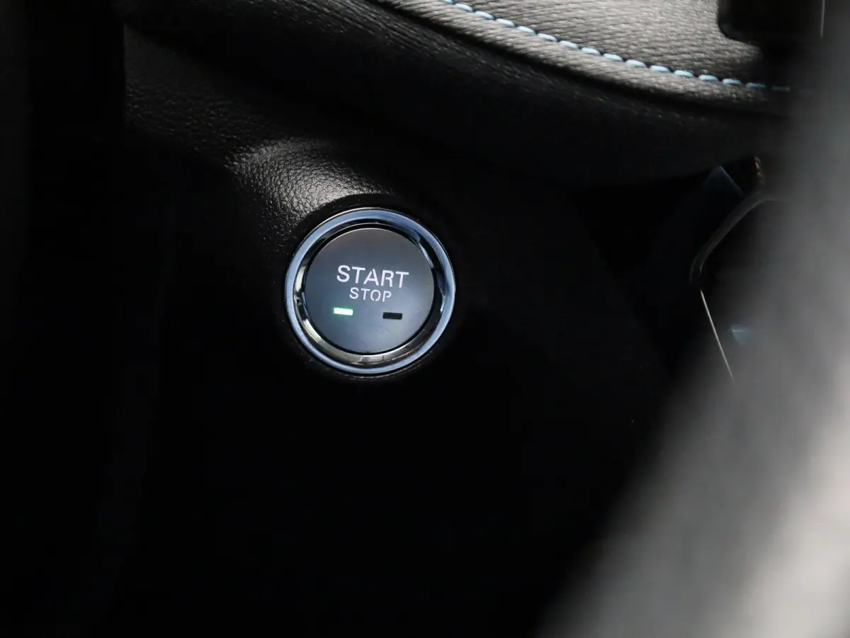 MG5 Electric Standard Range Luxury 50 kWh | 87,1% SOH | ACHTERUITRIJCAMERA | STOELVERWARMING | APPLE CARPLAY | ANDROID AUTO | CRUISECONTROL | LEDEREN BEKLEDING |