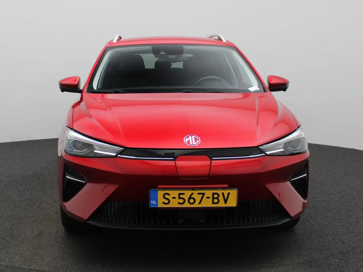 MG5 Electric Standard Range Luxury 50 kWh | 87,1% SOH | ACHTERUITRIJCAMERA | STOELVERWARMING | APPLE CARPLAY | ANDROID AUTO | CRUISECONTROL | LEDEREN BEKLEDING |