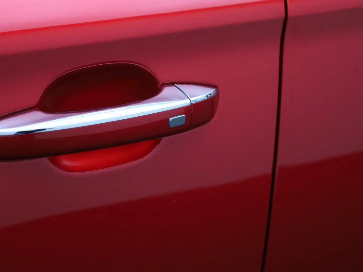 MG5 Electric Standard Range Luxury 50 kWh | 87,1% SOH | ACHTERUITRIJCAMERA | STOELVERWARMING | APPLE CARPLAY | ANDROID AUTO | CRUISECONTROL | LEDEREN BEKLEDING |