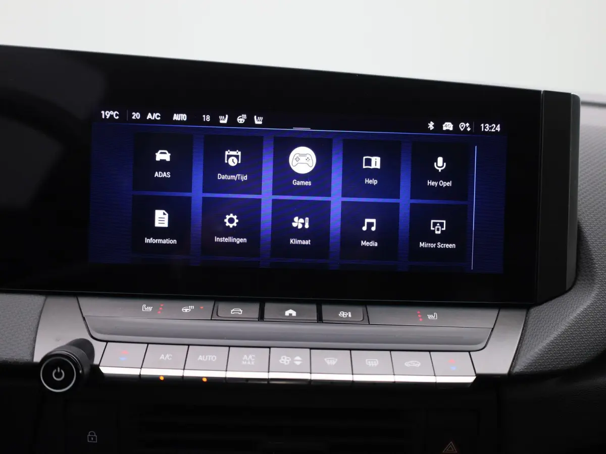 1.2 Business Elegance | AUTOMAAT | ACHTERUITRIJCAMERA | STOELVERWARMING | APPLE CARPLAY / ANDROID AUTO | ADAPTIEVE CRUISECONTROL | DAB+ |