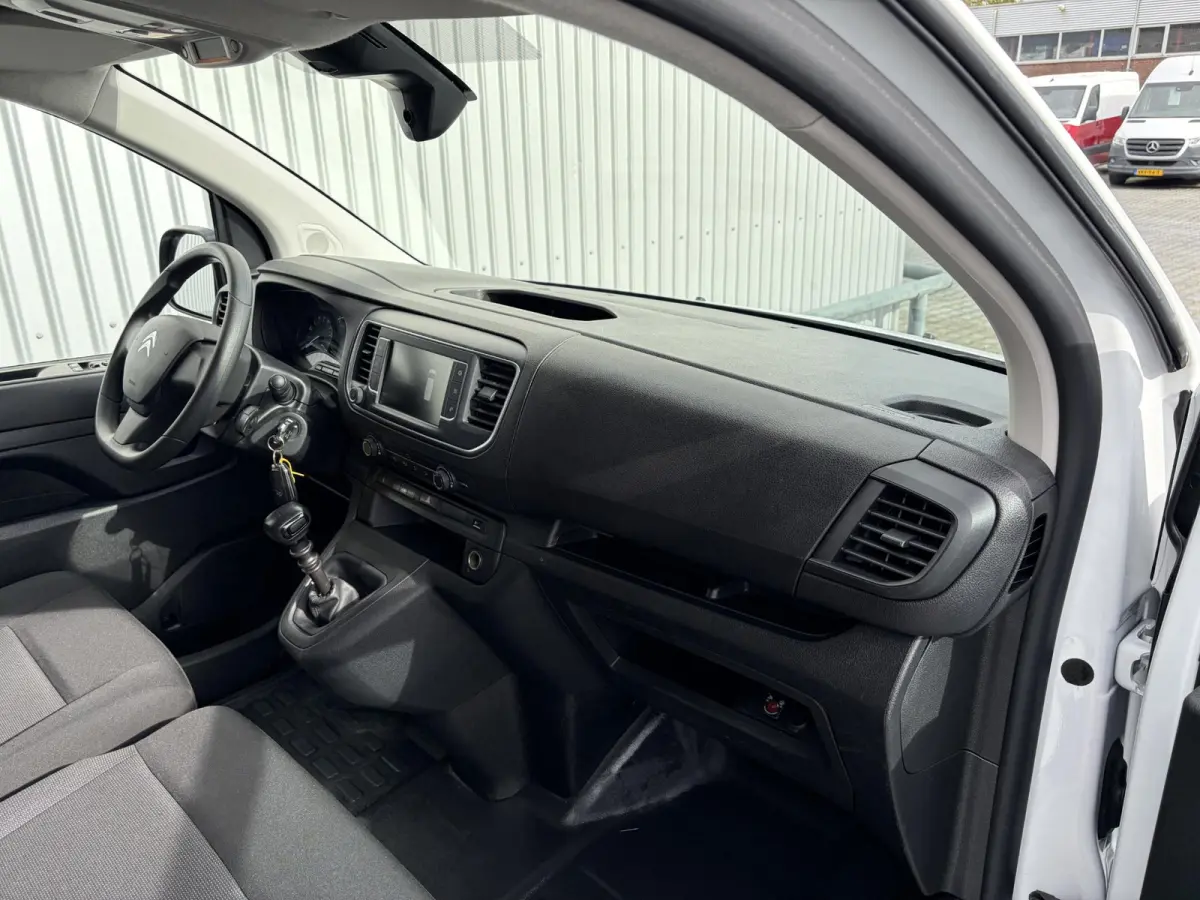 1.5 BlueHDI 100 L2*HAAK*CAM*CRUISE*A/C*3-PERS*PDC*