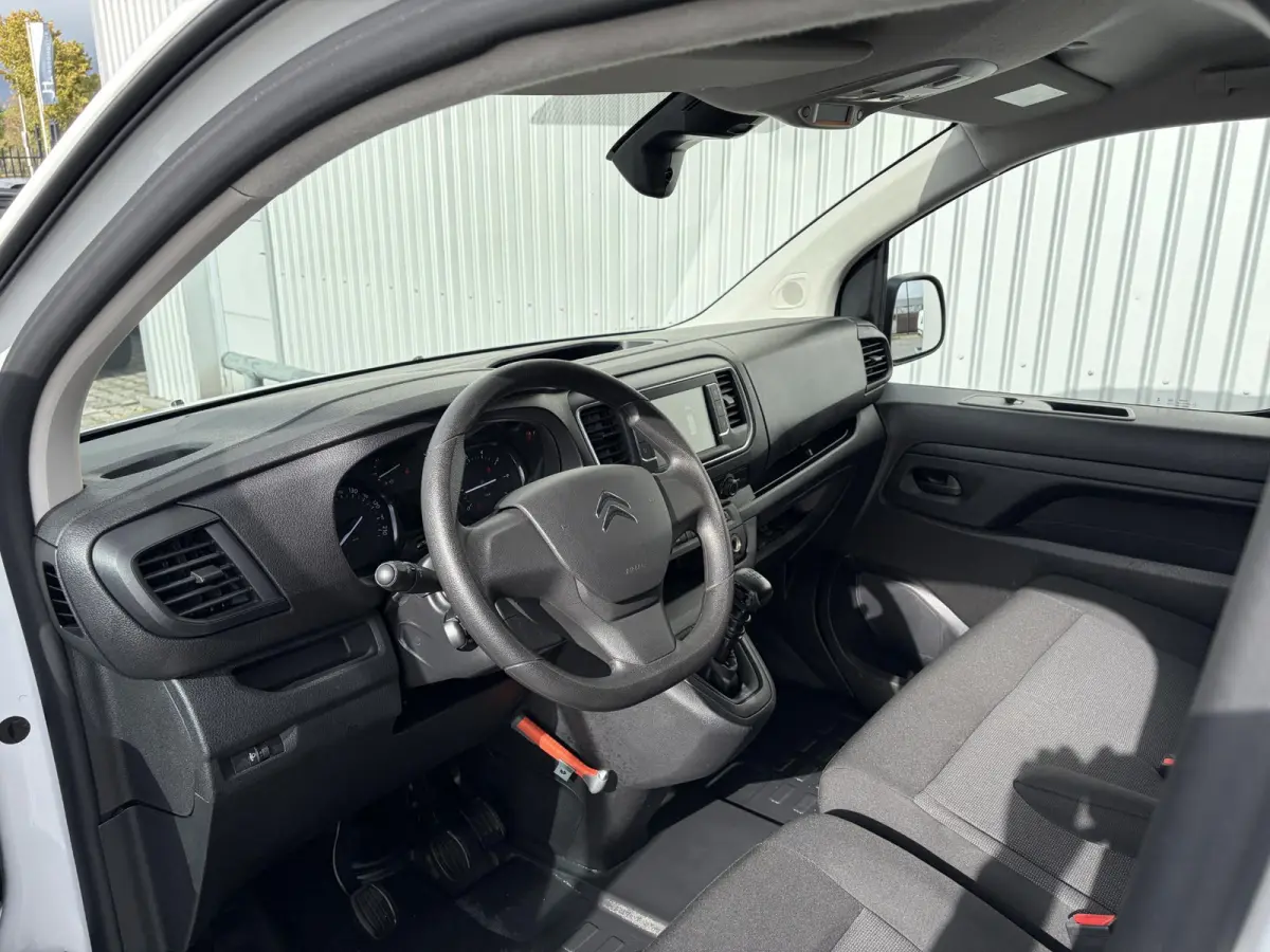 1.5 BlueHDI 100 L2*HAAK*CAM*CRUISE*A/C*3-PERS*PDC*