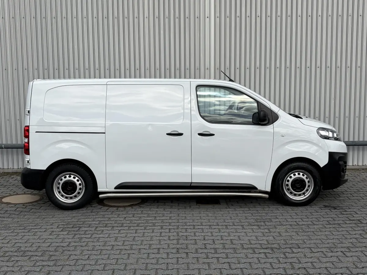 1.5 BlueHDI 100 L2*HAAK*CAM*CRUISE*A/C*3-PERS*PDC*