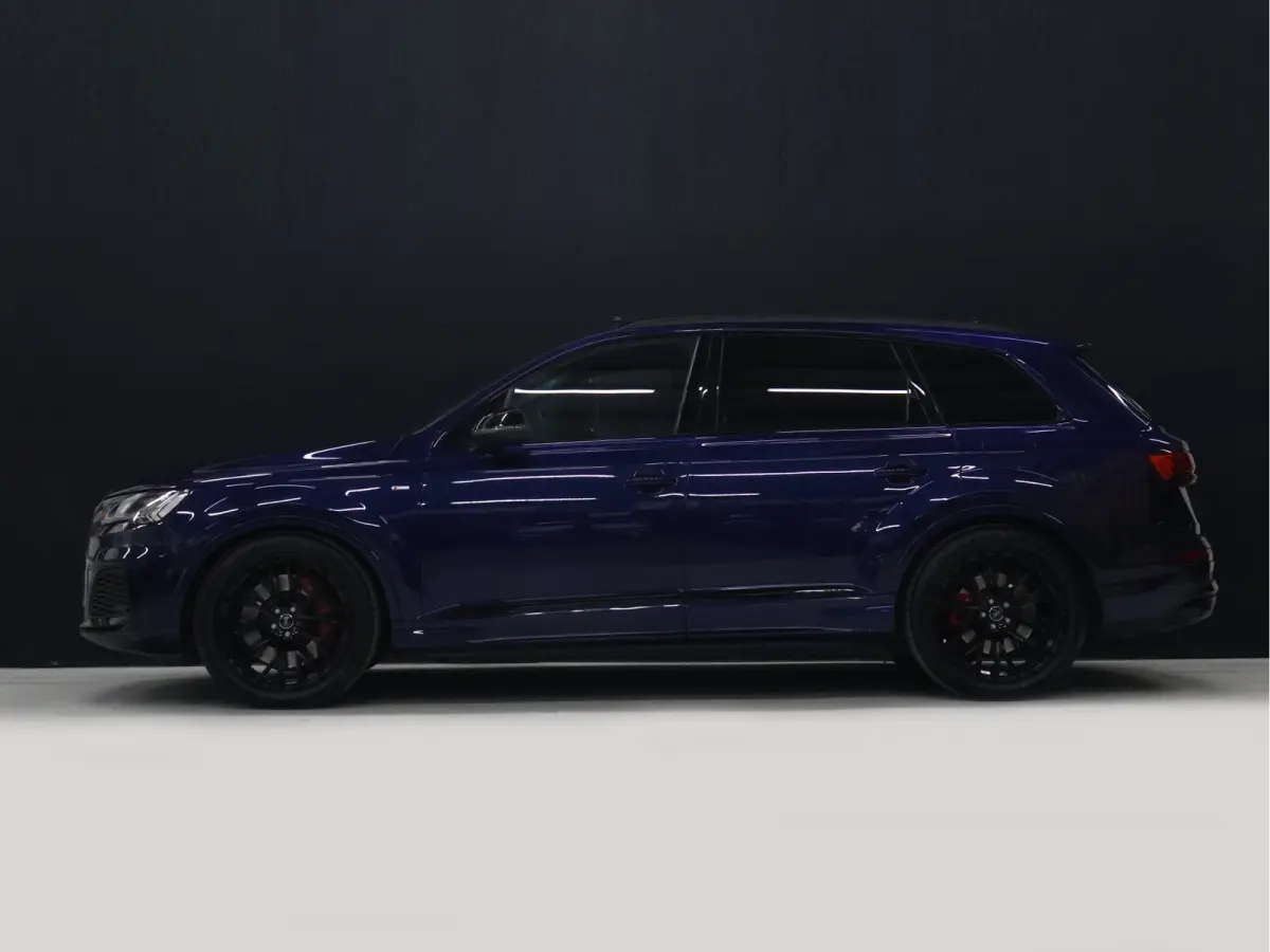 60 TFSI e quattro Competition [S-LINE, SCHUIFKANTELDAK, APPLE CARPLAY, STOELVERWARMING, MEMORY SEATS, HEAD UP DISPLAY, DIGITAL DASH, CAMERA, PDC V+A, ELEKTRISCHE ACHTERKLEP, NIEUWSTAAT]