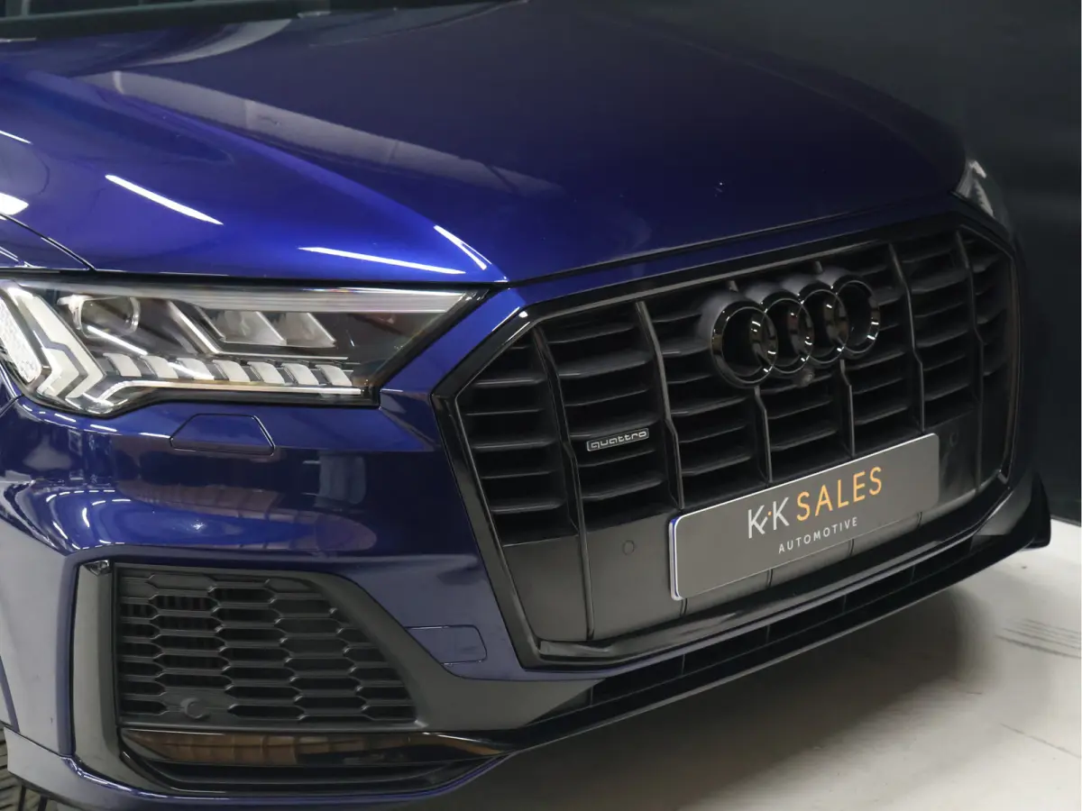 60 TFSI e quattro Competition [S-LINE, SCHUIFKANTELDAK, APPLE CARPLAY, STOELVERWARMING, MEMORY SEATS, HEAD UP DISPLAY, DIGITAL DASH, CAMERA, PDC V+A, ELEKTRISCHE ACHTERKLEP, NIEUWSTAAT]