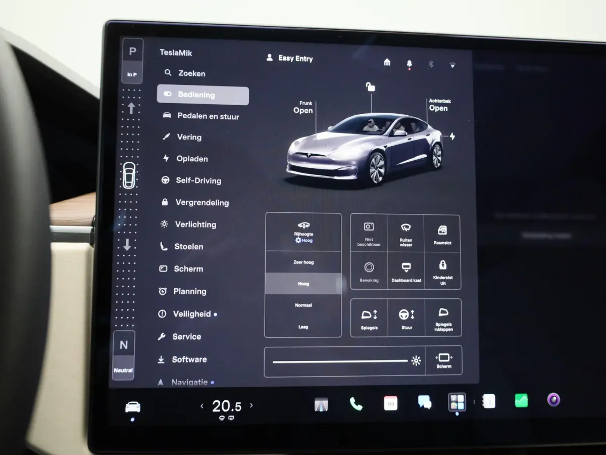 Long Range AUTOMAAT | PANORAMADAK | LEDER | ELEKTRISCHE STOEL | ADAPTIEVE CRUISE | CLIMA | STOELKOELING | STOEL & STUURVERWARMING | 360 CAMERA | 12 MAANDEN BOVAG GARANTIE |