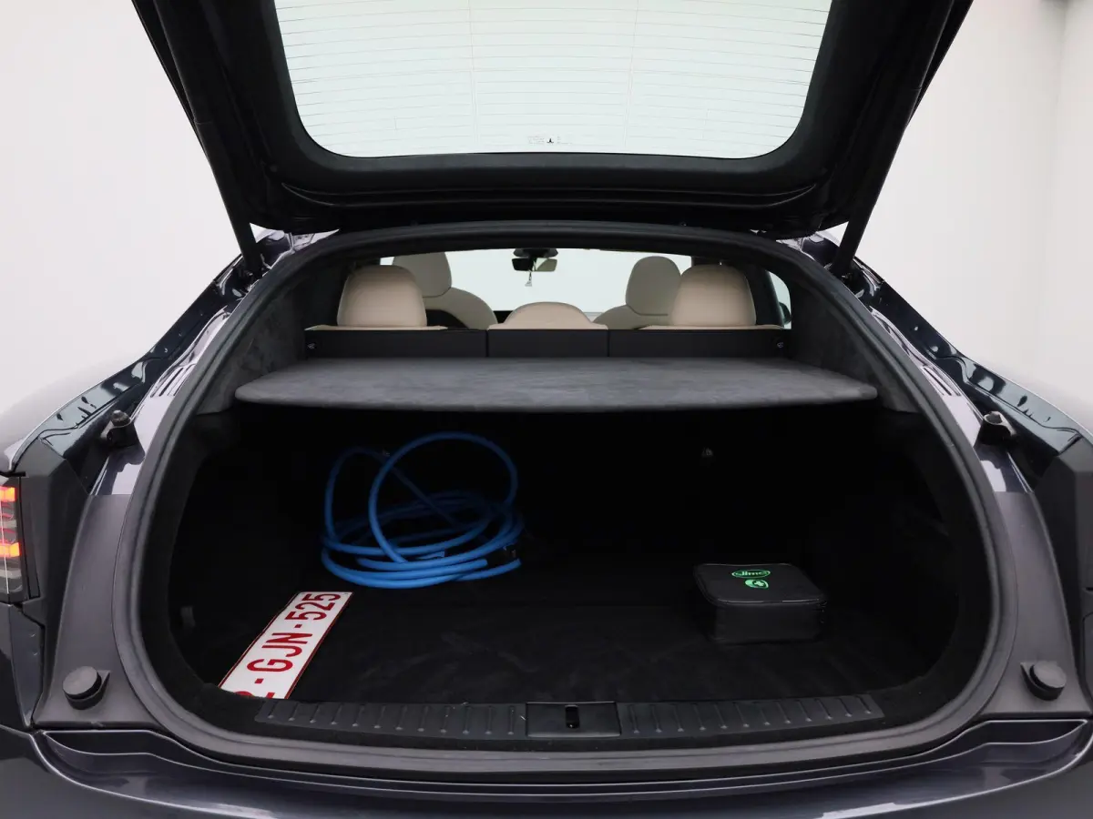 Long Range AUTOMAAT | PANORAMADAK | LEDER | ELEKTRISCHE STOEL | ADAPTIEVE CRUISE | CLIMA | STOELKOELING | STOEL & STUURVERWARMING | 360 CAMERA | 12 MAANDEN BOVAG GARANTIE |
