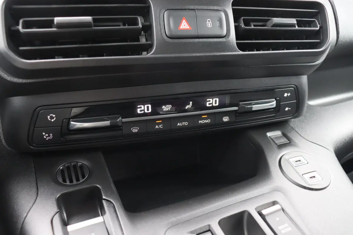 136 L1 50 kWh Demo vooedeel / 2+6 jaar garantie