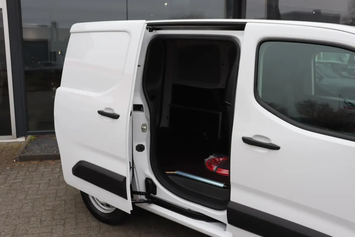136 L1 50 kWh Demo vooedeel / 2+6 jaar garantie