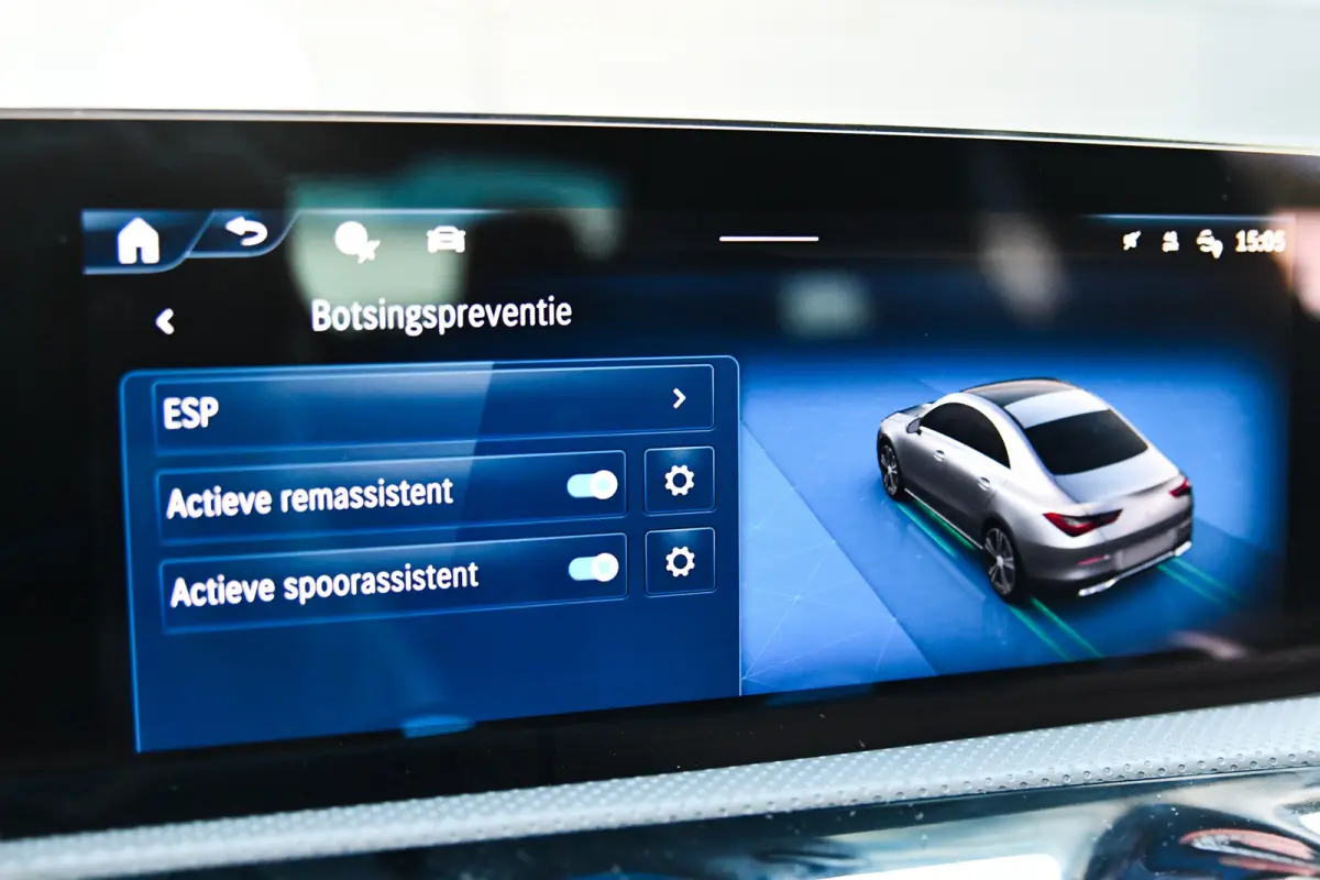 180 Star Edition AMG Line LIMITED, Panorama, Night, Camera, 19", Sfeer, Multibeam!
