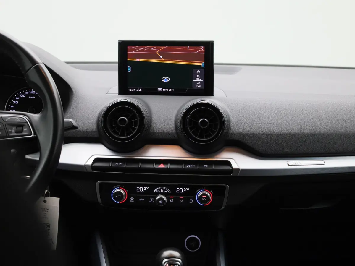 1.0 TFSI Sport Pro Line | NAVIGATIE | CLIMATE CONTROL | CRUISE CONTROL | PARKEERSENSOREN | 19'' LICHTMETALEN VELGEN | MULTIFUNCTIONEEL STUURWIEL |