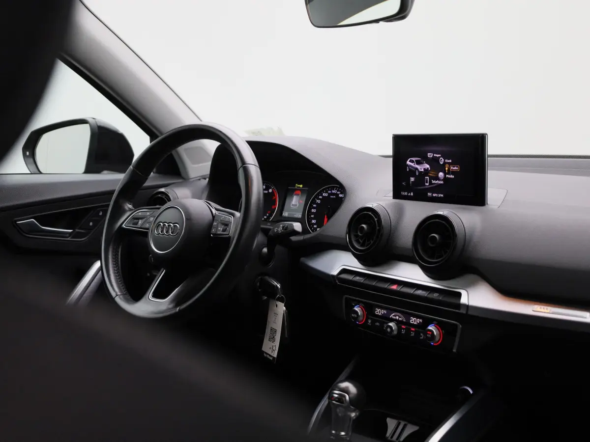 1.0 TFSI Sport Pro Line | NAVIGATIE | CLIMATE CONTROL | CRUISE CONTROL | PARKEERSENSOREN | 19'' LICHTMETALEN VELGEN | MULTIFUNCTIONEEL STUURWIEL |