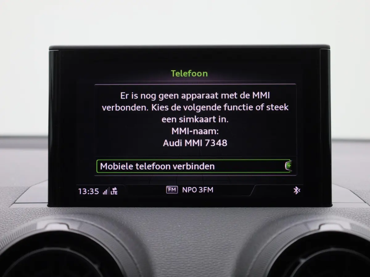 1.0 TFSI Sport Pro Line | NAVIGATIE | CLIMATE CONTROL | CRUISE CONTROL | PARKEERSENSOREN | 19'' LICHTMETALEN VELGEN | MULTIFUNCTIONEEL STUURWIEL |
