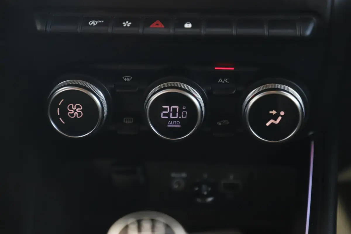 1.0 TCe Intens Half Leder Navigatie Carplay Android Climate Cruise Control Rijstrooksensor Parkeersensor