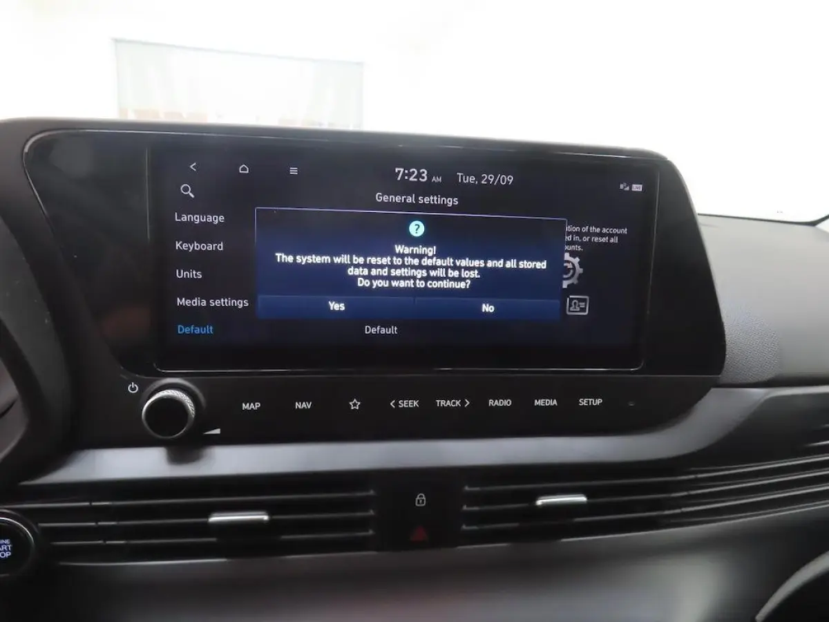 1.0 T-GDI PREMIUM I APPLE CARPLAY I CLIMATE CONTROL I CRUISE CONTROL I NAVIGATIESYSTEEM