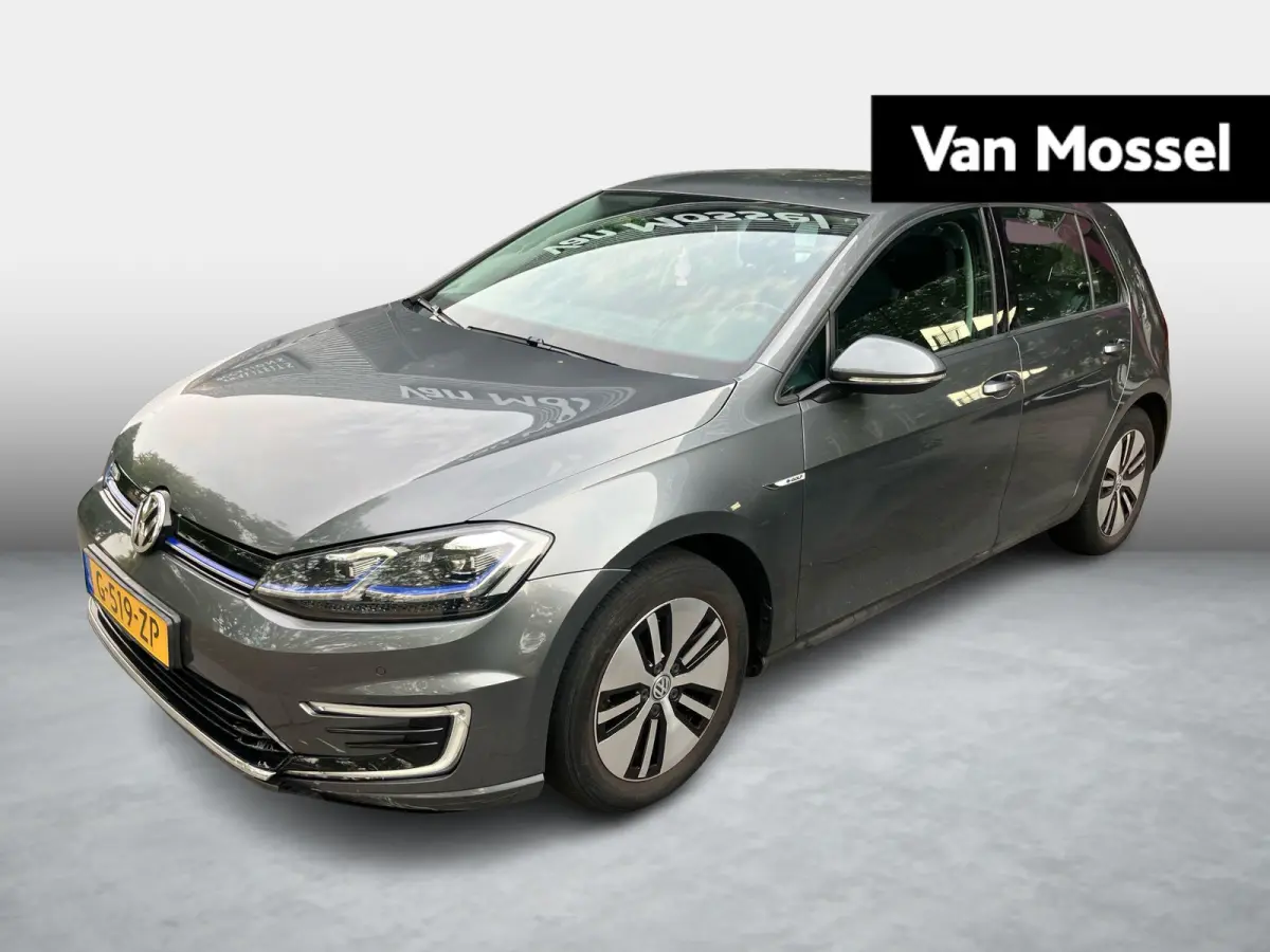 E-DITION | WORDT VERWACHT | NAVIGATIE | LED KOPLAMPEN | LICHTMETALEN VELGEN | CRUISE CONTROL | DAB RADIO | BLUETOOTH | AIRCO | 5-DEURS |