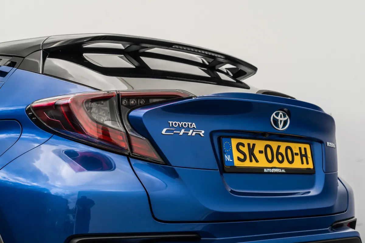 1.8 Hybrid Executive Bi-Tone | LED | JBL | Camera | Stoelverwarming | Adaptive Cruise