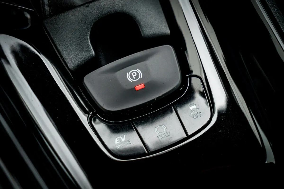 1.8 Hybrid Executive Bi-Tone | LED | JBL | Camera | Stoelverwarming | Adaptive Cruise